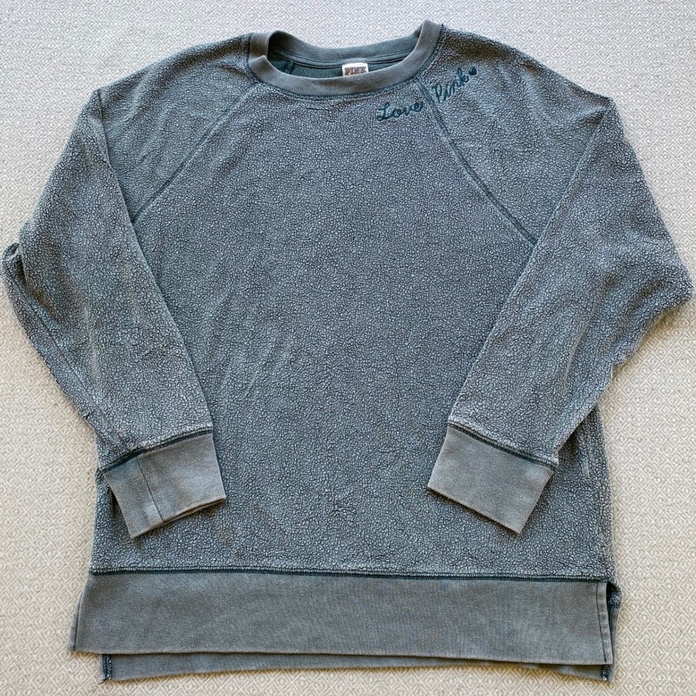 Pink Sweatshirt‎ Womens Small Green Love Pink Pullover Sherpa Fleece Raglan